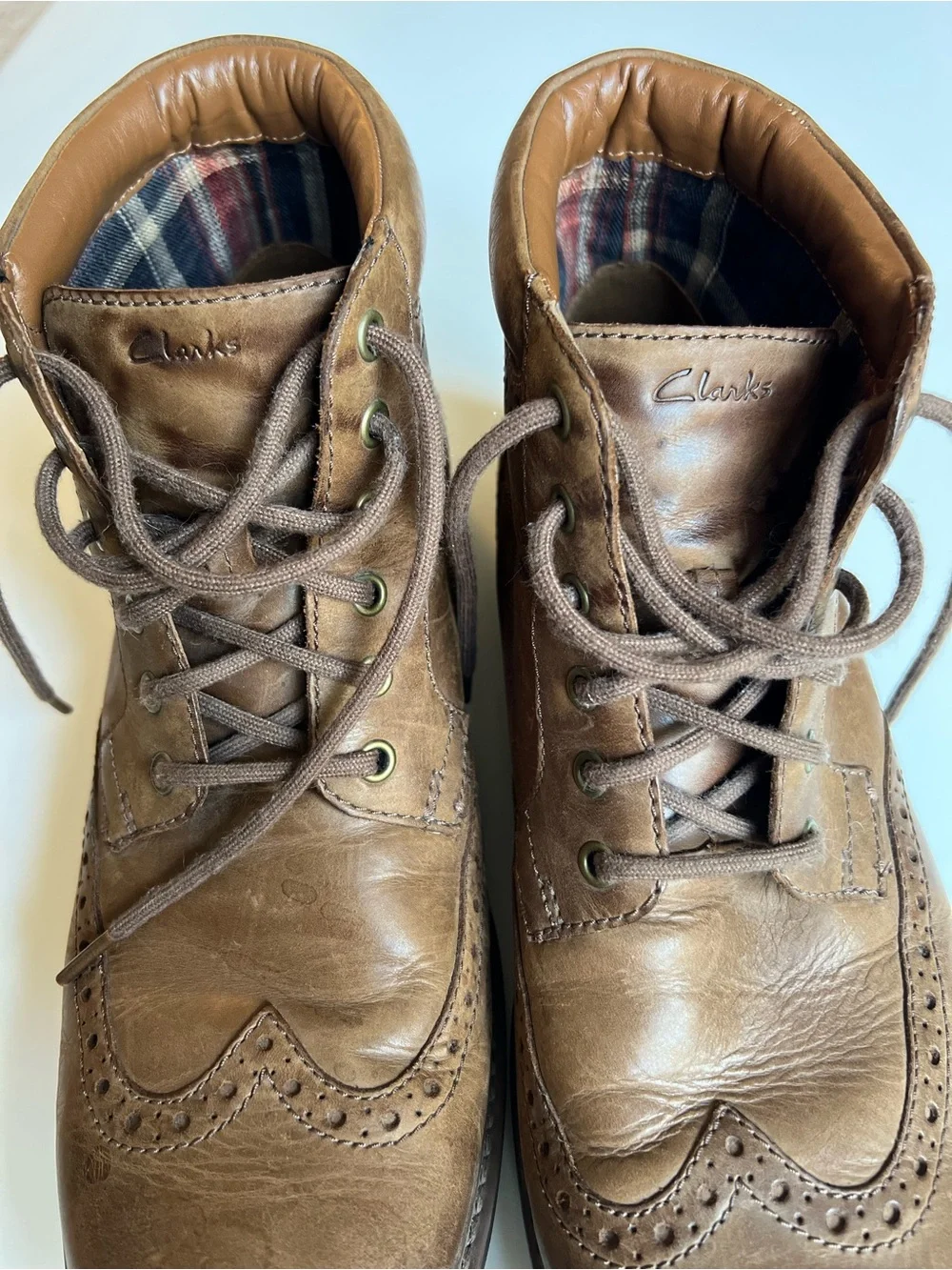 Clarks Men's Brown Leather Chukka Wingtip Lace-Up Boots